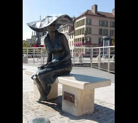 La Chabrouchine Bed & Breakfast