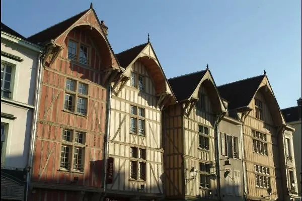 La Chabrouchine 3* Sainte-Savine